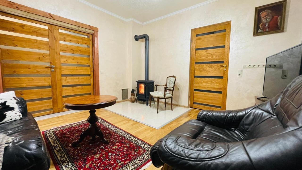 Appartement Gemuetliches Mit Kamin Und Wohnkueche